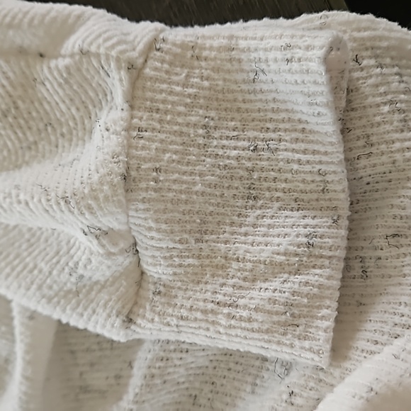 Weekend Edition Long Sleeve Knit Top - Picture 5 of 6